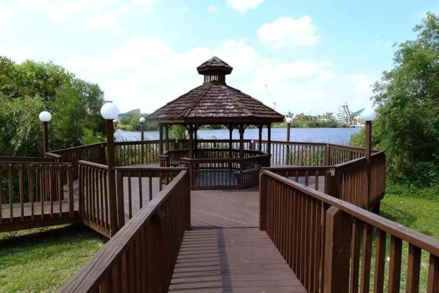 Enclave Apartments at International Drive