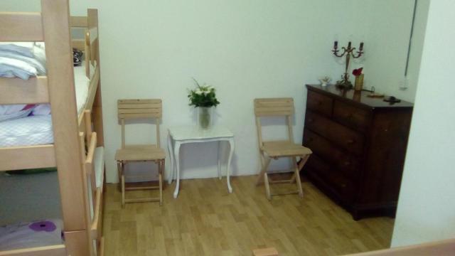 Hostel Jellostone