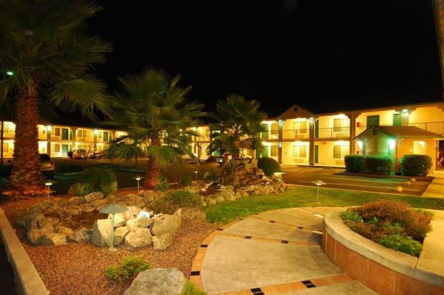 Cloverdale Wine Country Inn & Suites