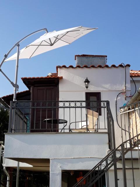 Atrium - Lafkos