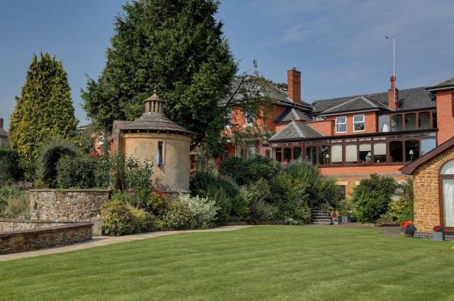 Best Western Sysonby Knoll Hotel