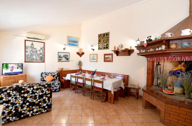 Nadia's house
