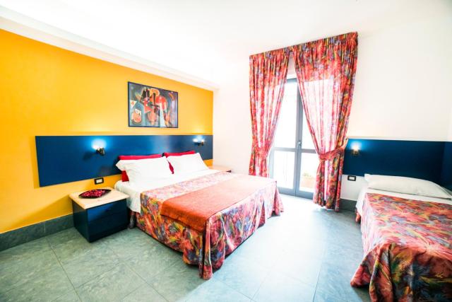 Hotel Raphael