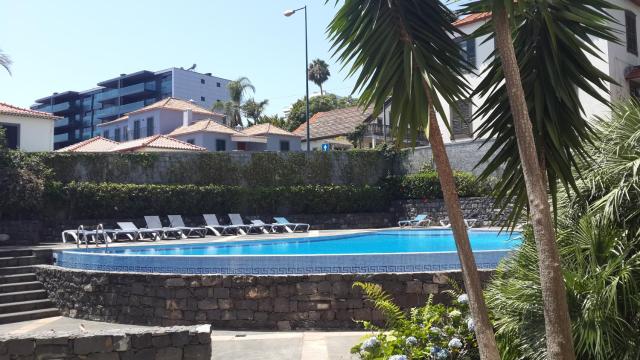 Jasmineiro - Palms Palace Apartment