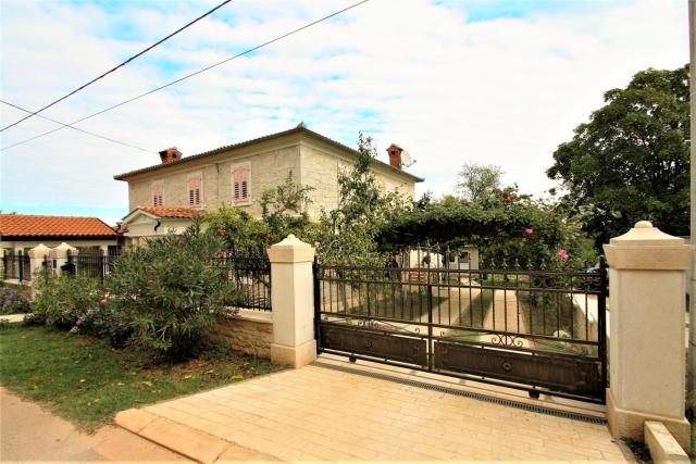 Apartment Marija Kaštelir