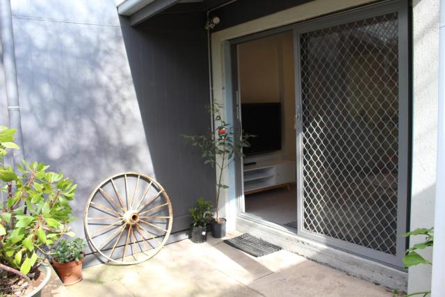Point Lonsdale 1 Bedroom Apartment