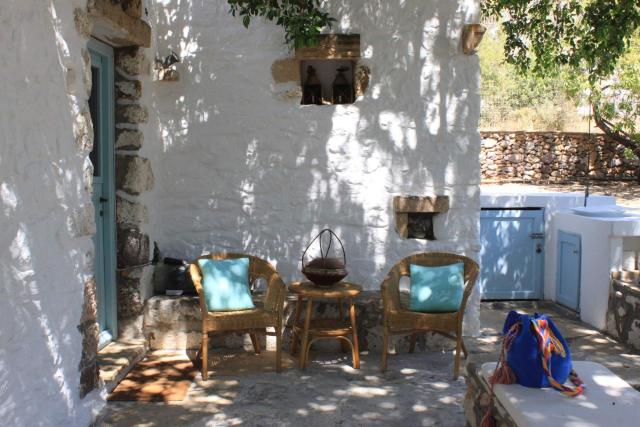 Charming Leros Hideaway | Serenity & Privacy