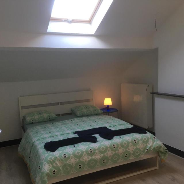 Leonard room