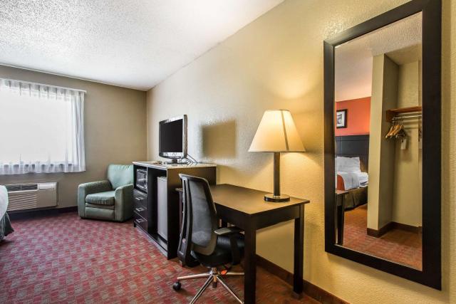 Quality Inn & Suites