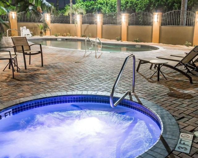 Comfort Inn & Suites Pharr - McAllen