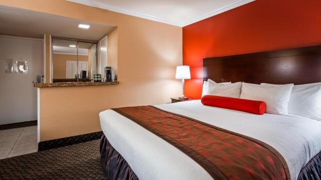 Best Western Plus Casino Royale - Center Strip