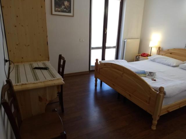Hotel Ristorante Sassi Rossi