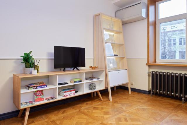 Town Hall Apartments