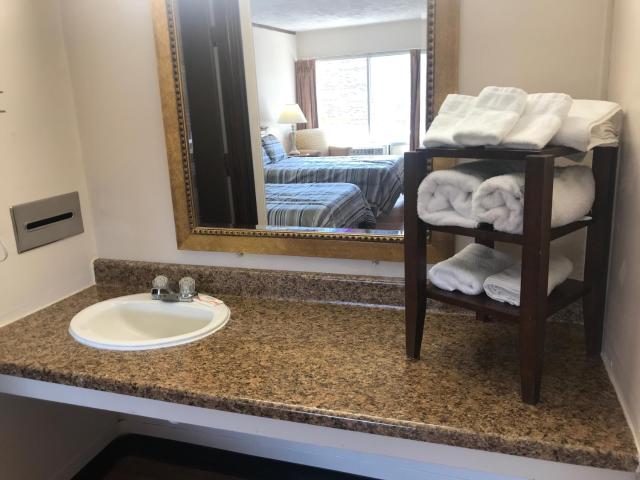 Daniel Boone Motor Inn