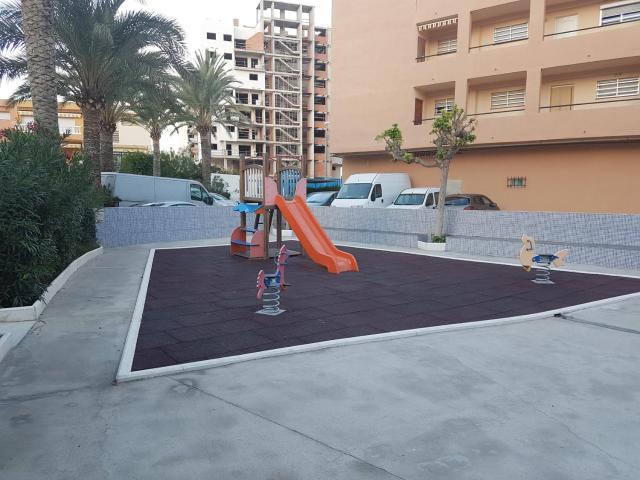 Apartamento Barbacoa, Piscina y playa