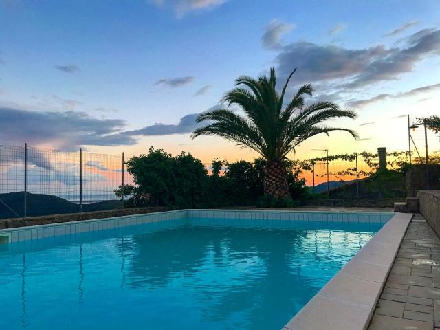 Hotel Vatluna