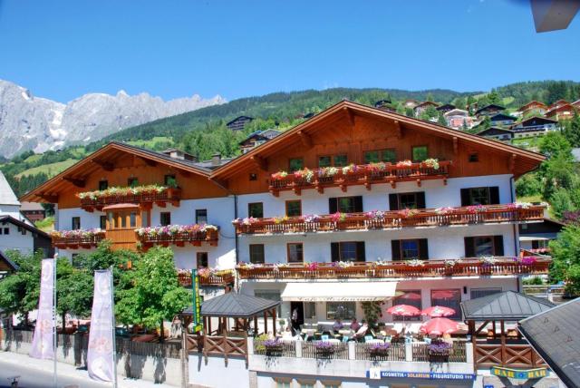 Hotel Alpenrose