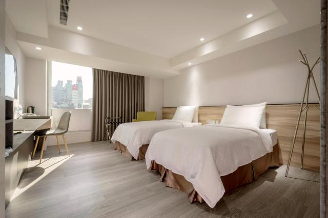 D D Hotel