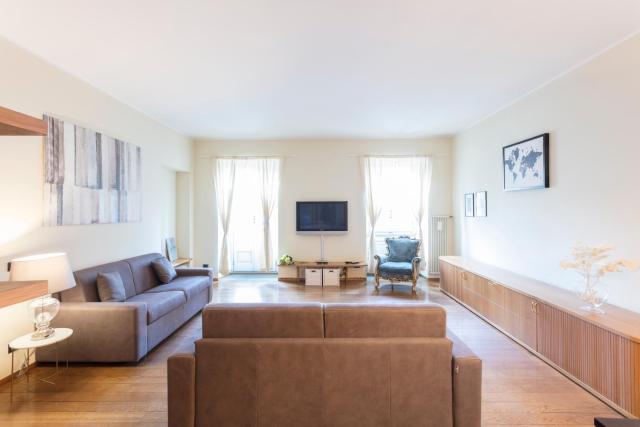Casa delle colonne - big and elegant apt by Home a porter