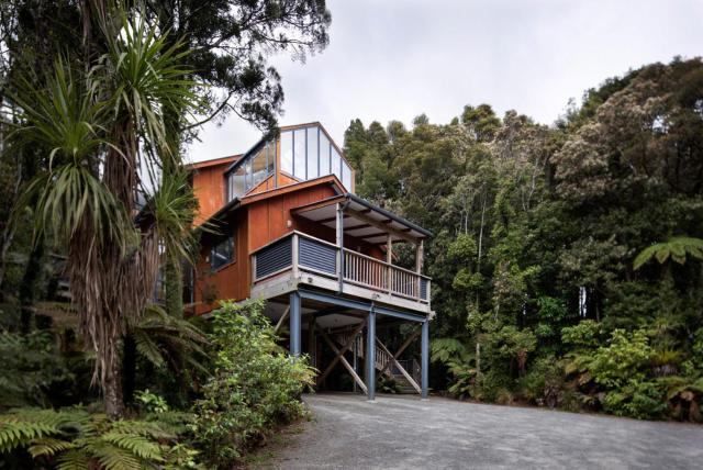 Punakaiki Treehouse Limited
