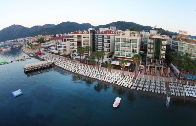 Poseidon Hotel - Adult Only
