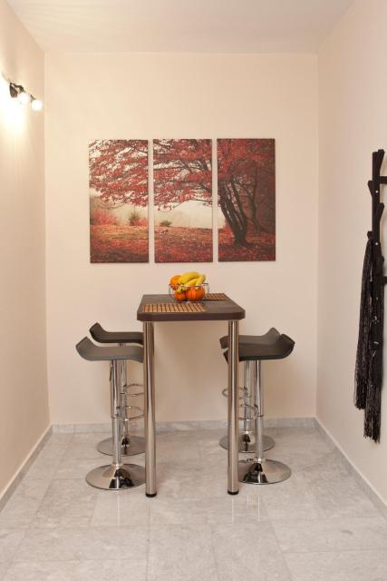 New Stylish and Cozy House near Metro Station