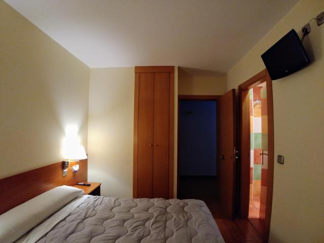 Hostal Prada Borges