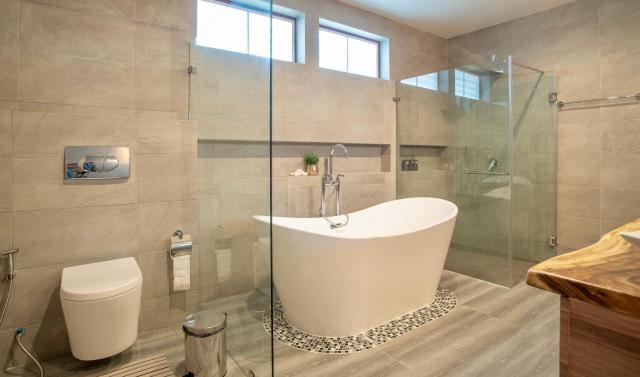 Kan & Kan Luxury Pool Villa Hua Hin with all bathtub