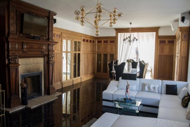Maison Les Étoiles chambres d'hôtes de charme avec jardin paisible et petit déjeuner à Tonnerre