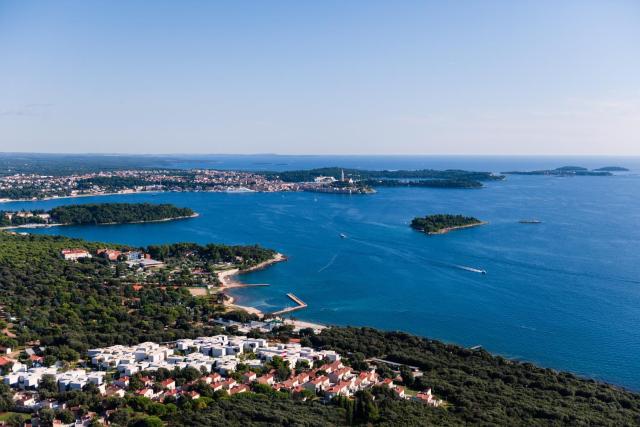 Maistra Select Amarin Resort