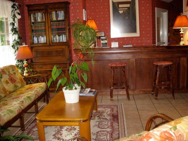 Canterbury Inn