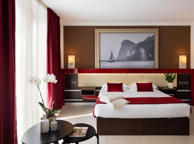 Kairos Garda Hotel - Be Happy Hotels