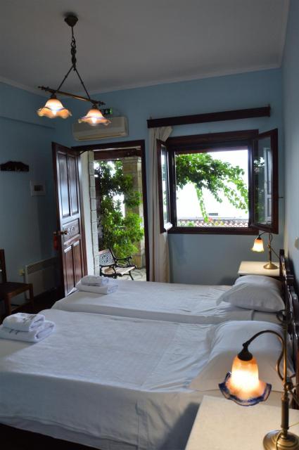 Ilion Hotel
