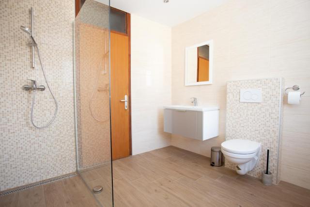 Hostel LakeBled