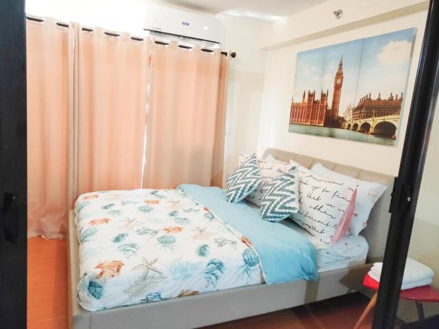 Oasis Studio Near Limketkai Mall Pool, Wi-Fi & Cable TV