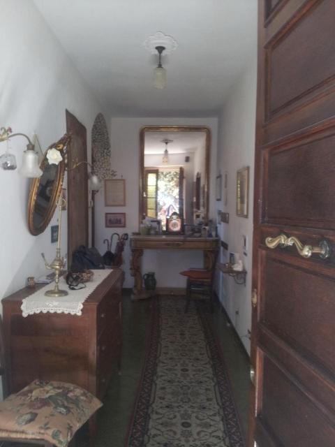 Maison De Dora