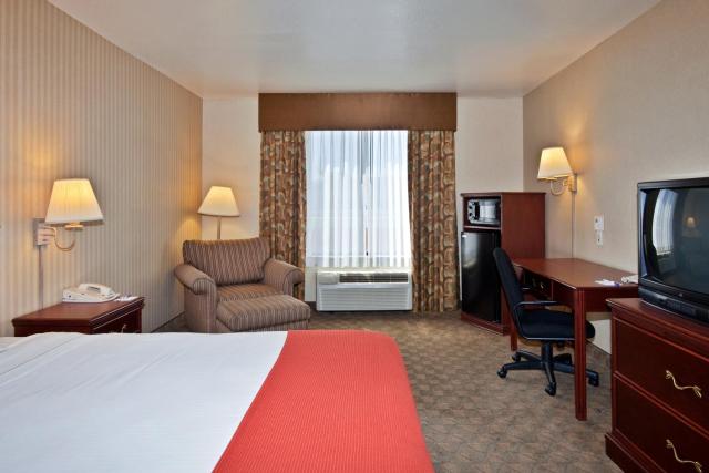 Holiday Inn Express Hotel and Suites - Henderson by IHG