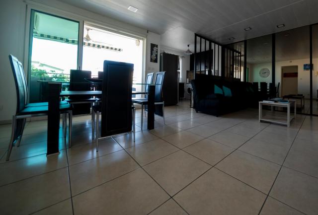 Eden Appartement, T2 49m2, 4 pers vue mer, piscine