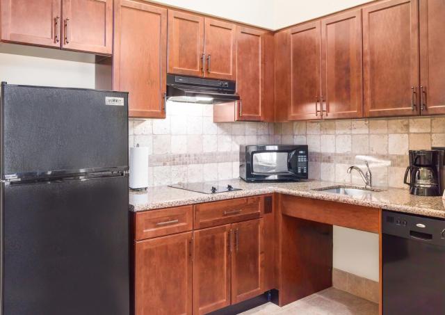 Staybridge Suites El Paso Airport by IHG