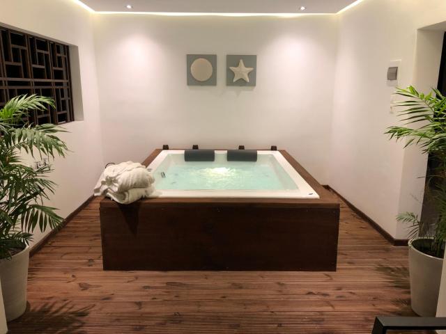 Ionian Eye Design Studios & Spa