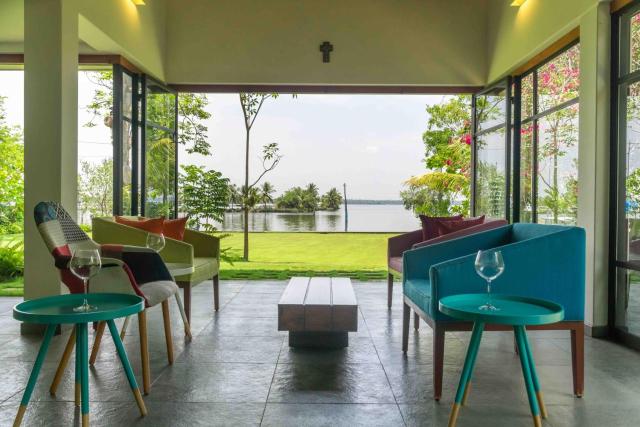 StayVista's Cheppanam House - 3BHK with Infinity Pool