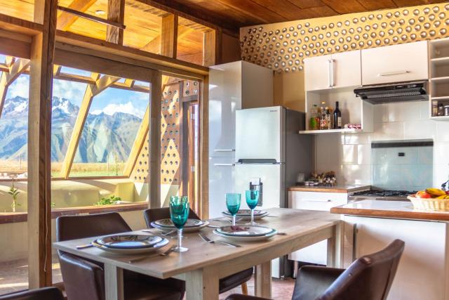 Casa 100% ecológica con vista a los glaciares andinos