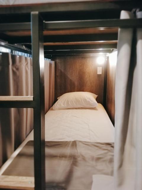 White House Hostel