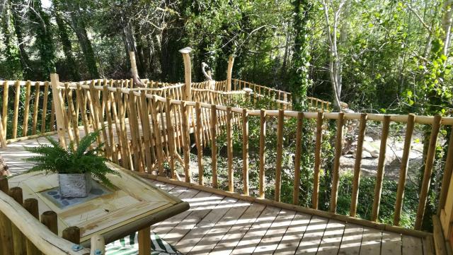 LA CABANE PERCHEE