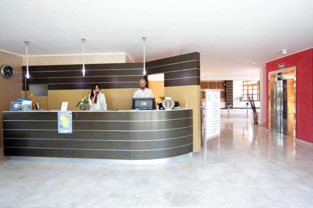 Santa Caterina Hotel & Apartment