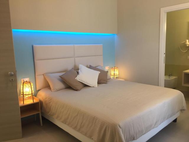 ESMERALDA'S ROOMS
