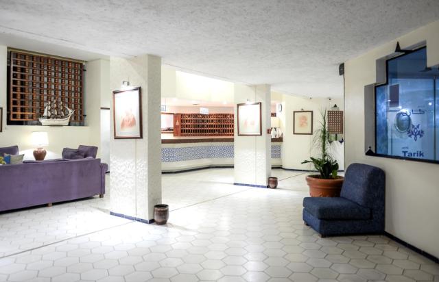 UMH Tarik Hotel