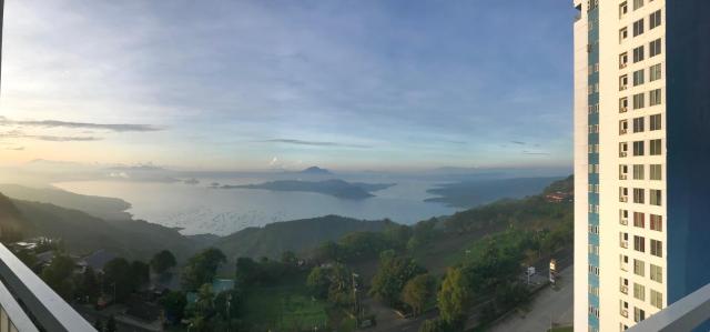 Vera's Place in Tagaytay with Taal Lake view