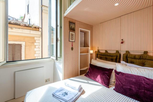 Piazza Navona Spacious 2BR Best Value Rome IREX Apartment