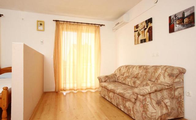 Apartments Adria